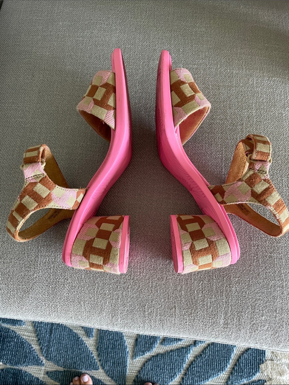 Camper Pink and Tan Patterned Strap Sandals. Excellent Condition. - Picture 4 of 4